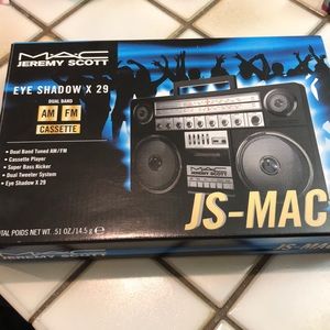 MAC HEREMY SCOTT EYESHADOW PALETTE